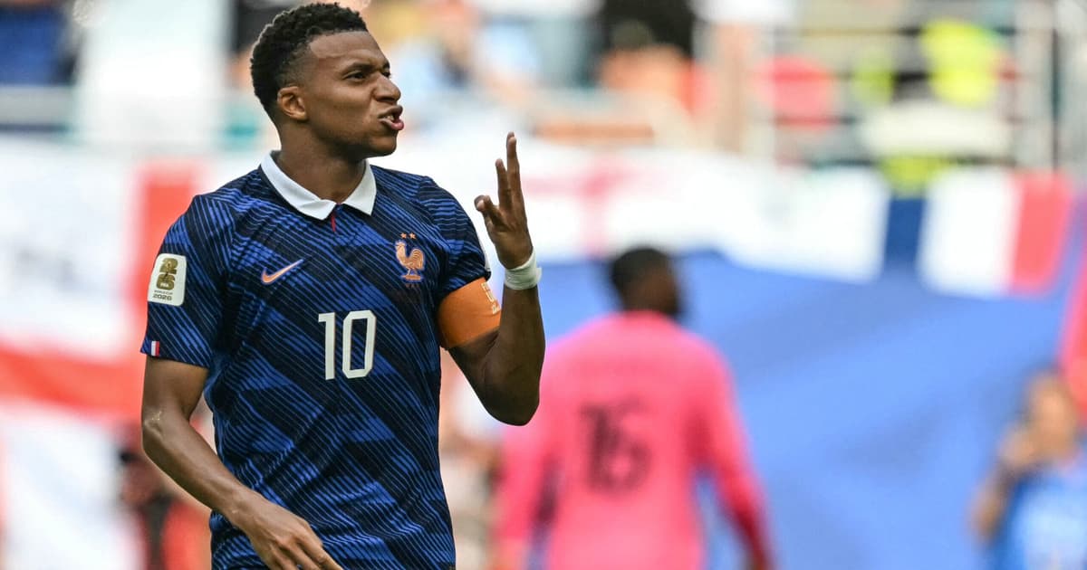 Mbappé passa Messi e vira maior artilheiro da história da Copa