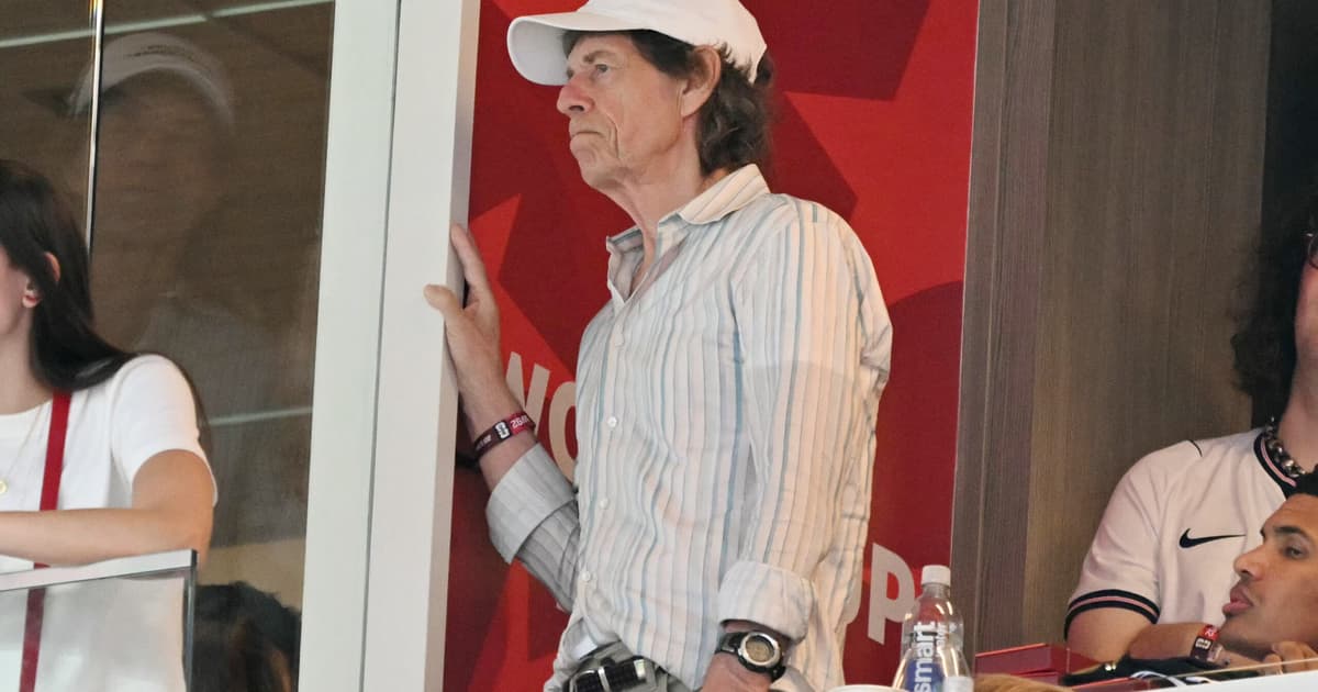 Vai ter 'maldição'? Mick Jagger comparece em Inglaterra x Argentina