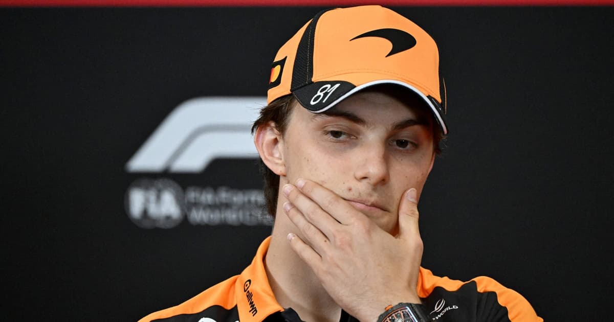 Oscar Piastri critica Sainz após erro na F1: 'Uma das mais estúpidas que já vi'