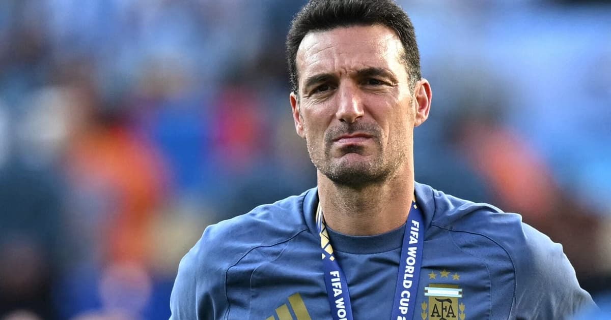 De La Fuente manda recado a Lionel Scaloni após título da Espanha: 'Difícil'
