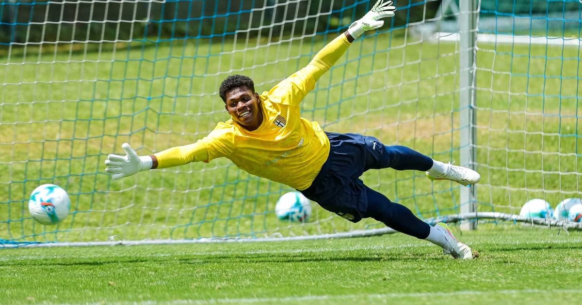 Algoz do Brasil na Copa entra na mira de PSG e Juventus