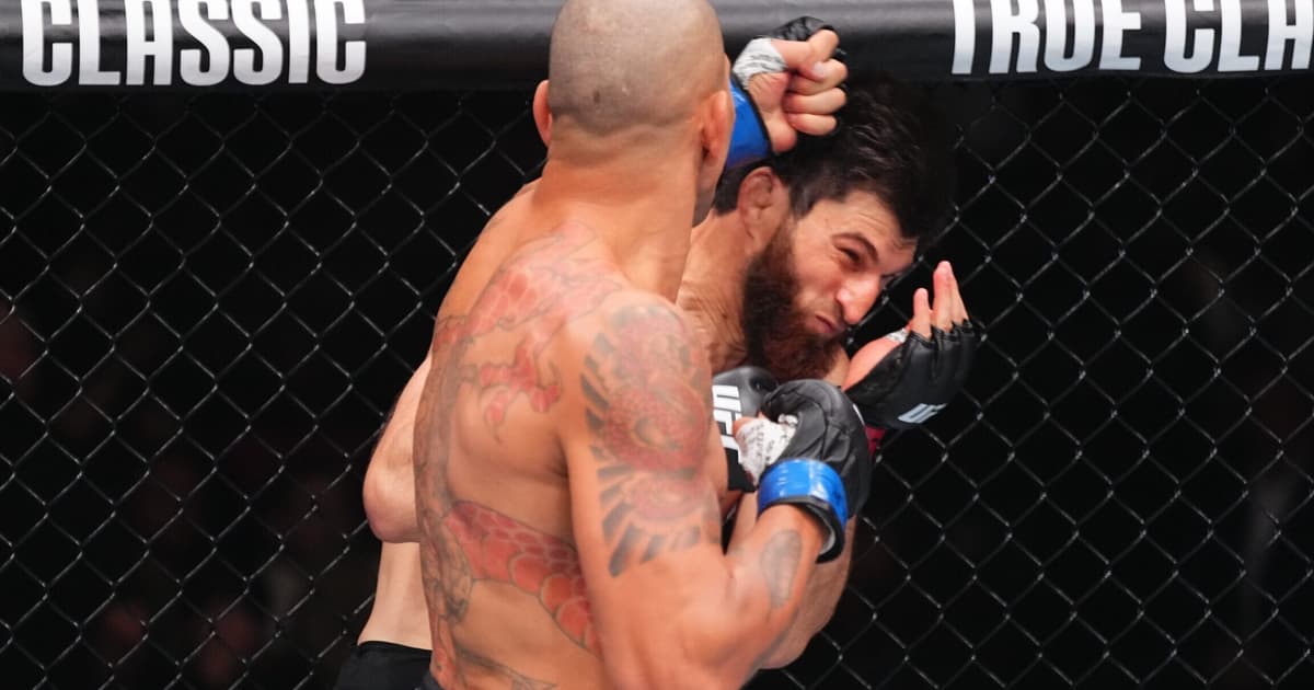 Ankalaev pede trilogia no UFC, e Alex Poatan rebate: 'Está vivo?'