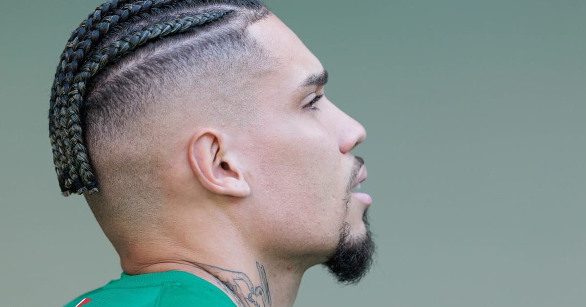 Paulinho sofre nova lesão e acumula histórico de problemas físicos no Palmeiras