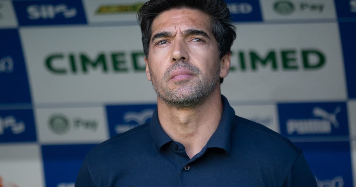 Abel Ferreira revela que desafiou jogadores do Palmeiras no intervalo por vitória