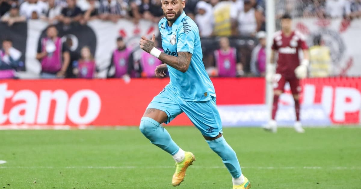 Criança é hostilizada após ganhar camisa de Neymar em Corinthians x Santos; jogador comenta