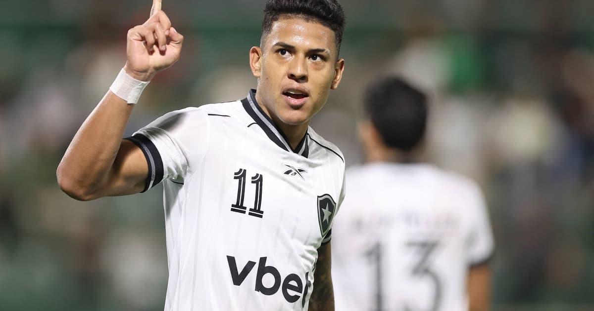 Botafogo encaminha venda do atacante Matheus Martins ao Dinamo Moscou