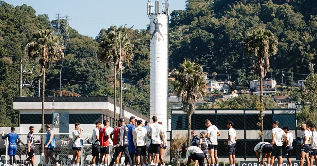 Sem Neymar, Santos treina de olho no clássico contra o Corinthians