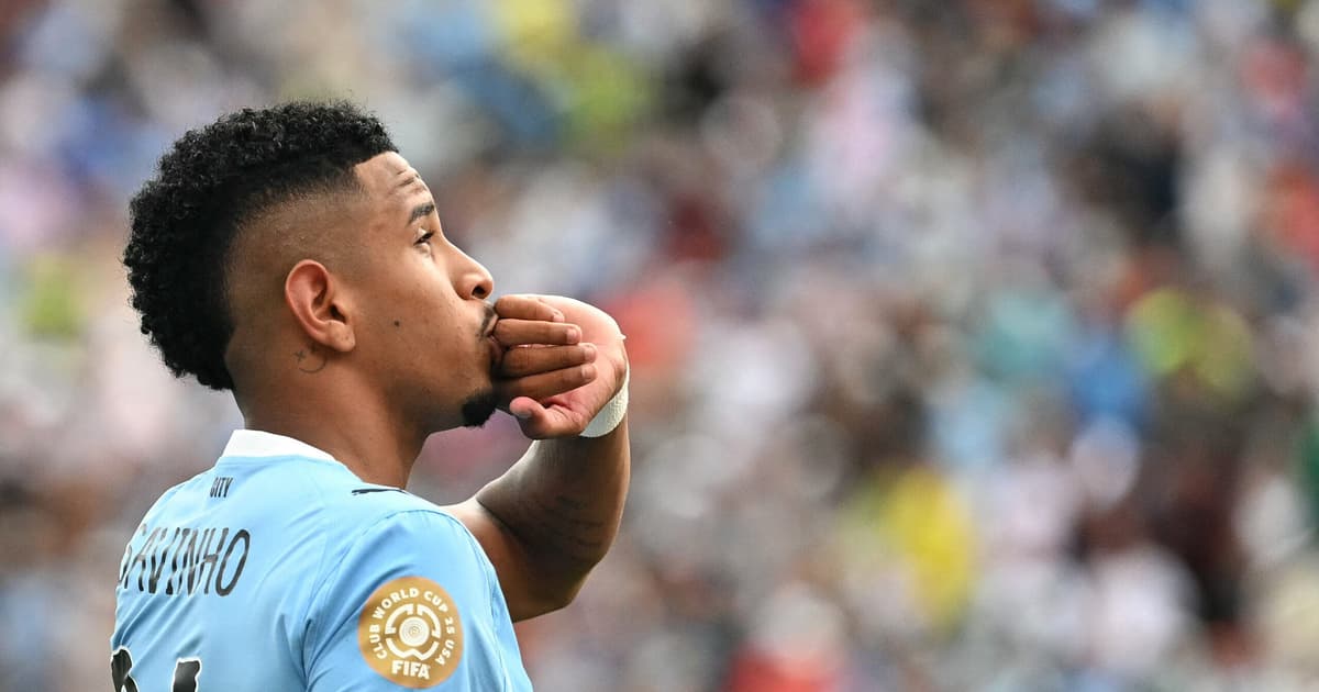 Tottenham acerta contratação de Savinho, do Manchester City