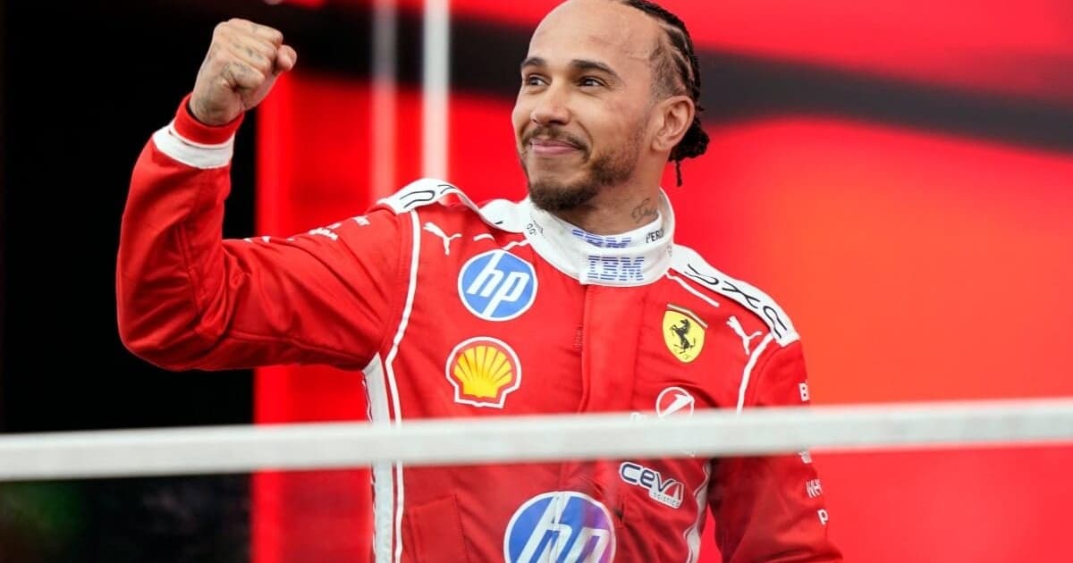 Sucesso de Hamilton interfere em futuro de jovem piloto da F1