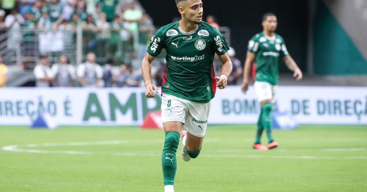 Andreas Pereira pega dois jogos de gancho e desfalca o Palmeiras contra a LDU