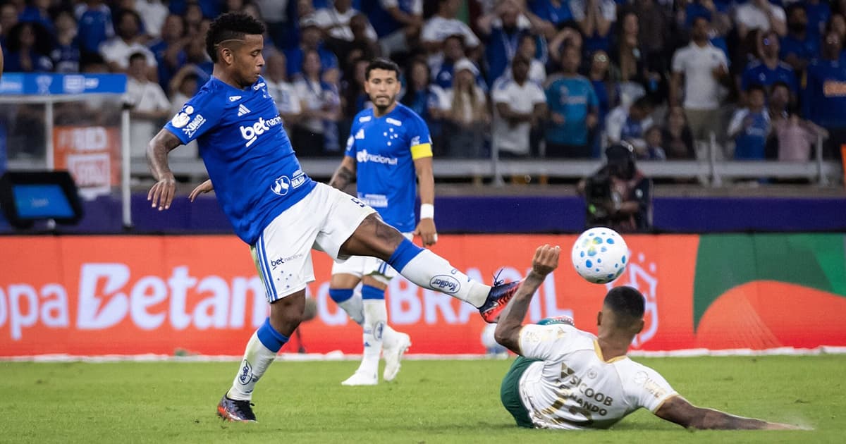 Keny Arroyo alcança marca de 50 jogos pelo Cruzeiro