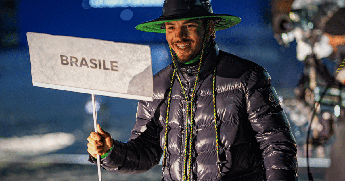 Atleta brasileiro leiloa uniforme usado nas Olimpíadas