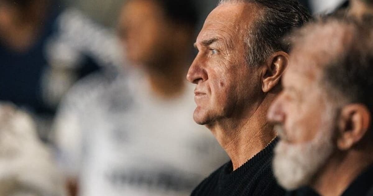 Santos vive contraste entre avanço nas Copas e crise no Brasileirão