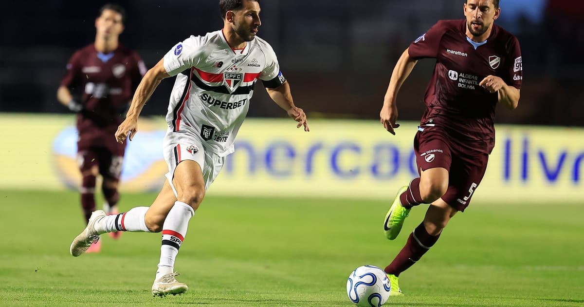 Ídolo do São Paulo, Calleri volta ao palco onde impressionou Maradona