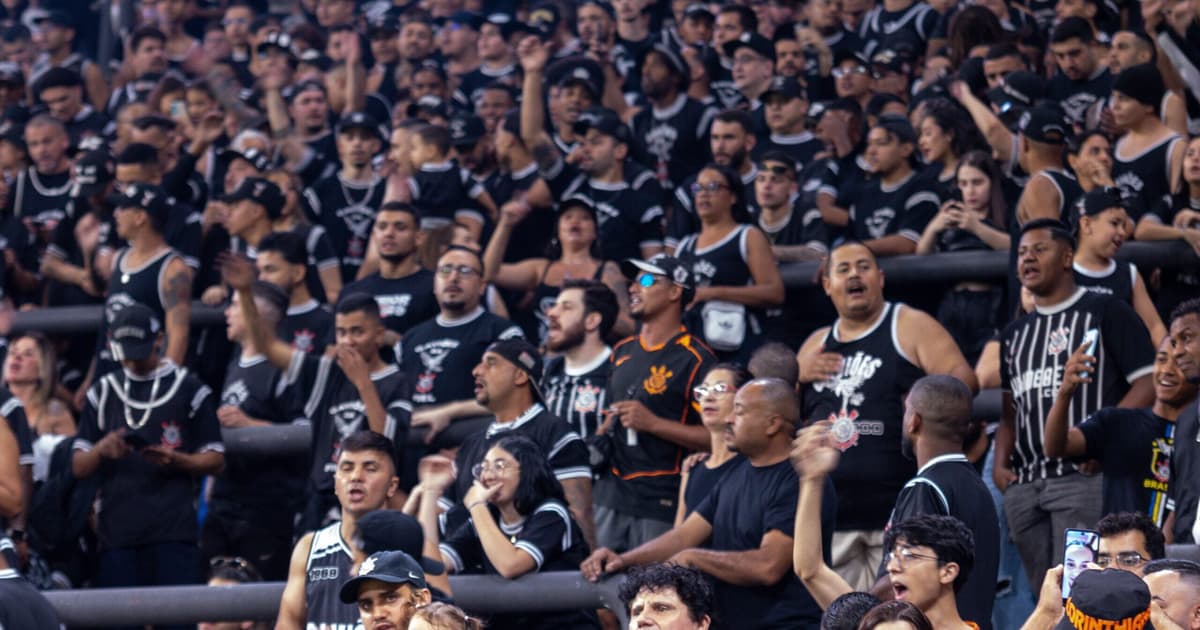 Torcidas organizadas do Corinthians marcam protestos e pedem intervenção