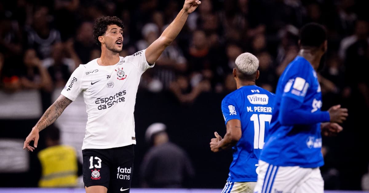 Corinthians enfrenta denúncia no STJD por arremesso de objetos e invasão de campo durante partida