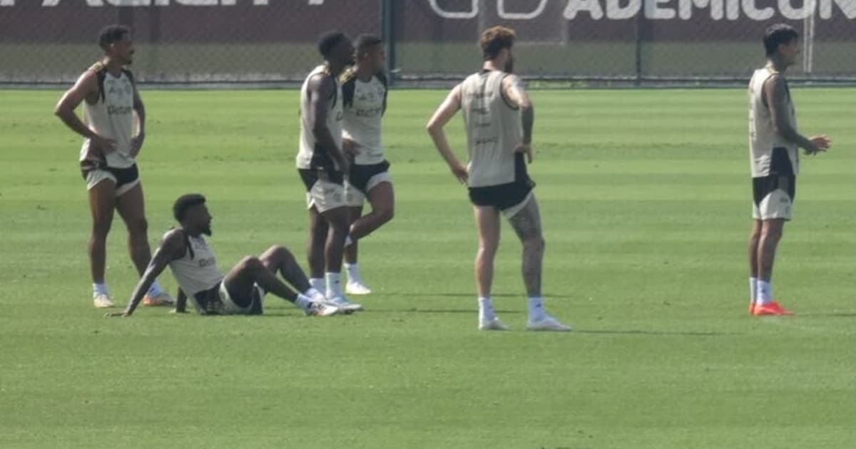 Léo Pereira chama atenção com dois golaços em treino do Flamengo; veja o vídeo