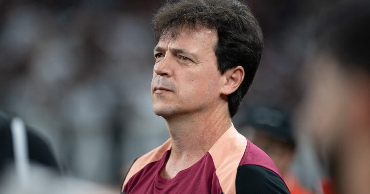 Torcida do Corinthians manda recado a Diniz após queda para o Internacional