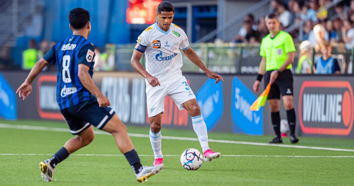 Douglas Santos estreia após Copa do Mundo em vitória do Zenit