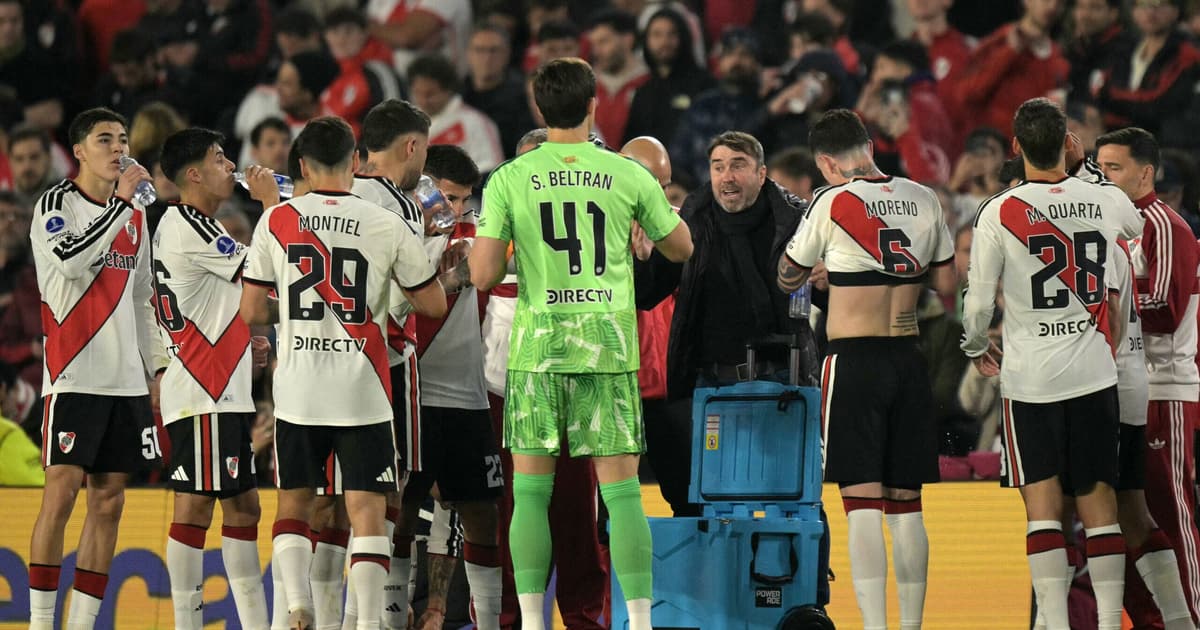 River Plate demite Coudet após queda nas oitavas da Sul-Americana
