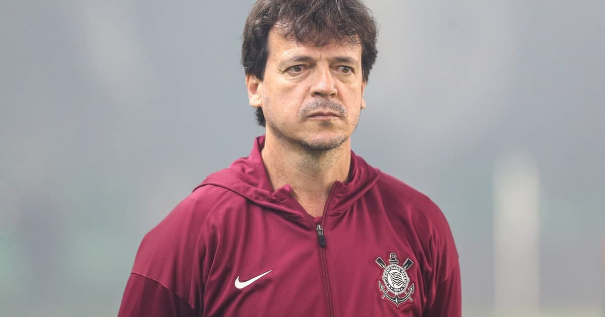 Torcida do Corinthians manda recado a Diniz após derrota para o Coritiba