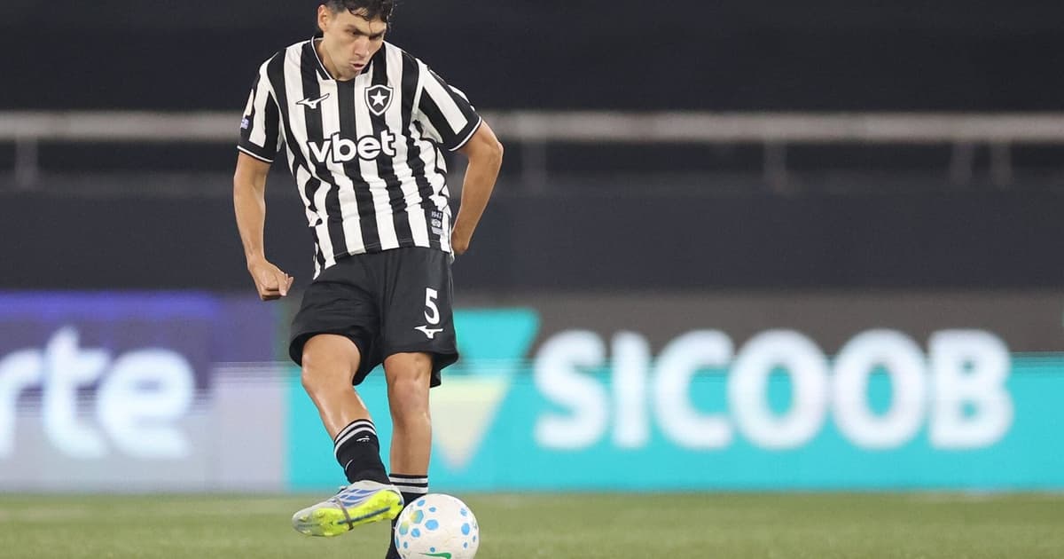 Botafogo anuncia contrato definitivo com o zagueiro Ferraresi