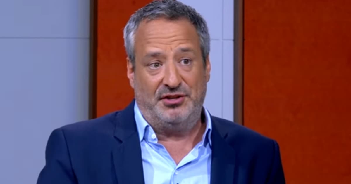 Gian Oddi critica renovação de Memphis no Corinthians: 'Perdido'