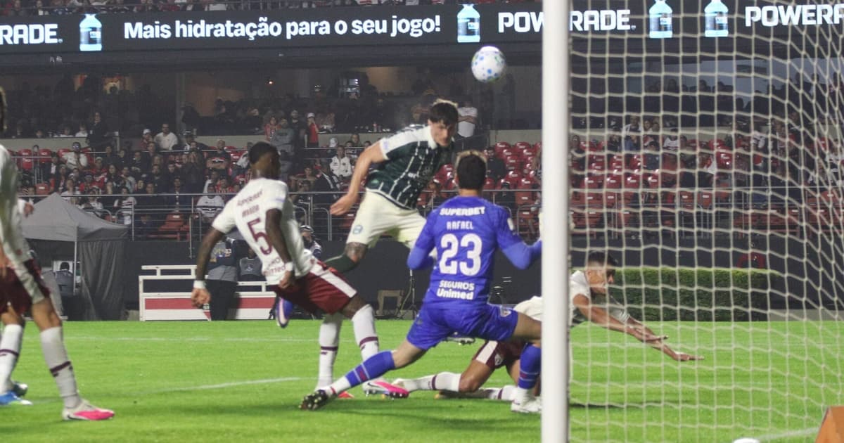 Gol polêmico em São Paulo x Coritiba divide opiniões: 'Não foi'