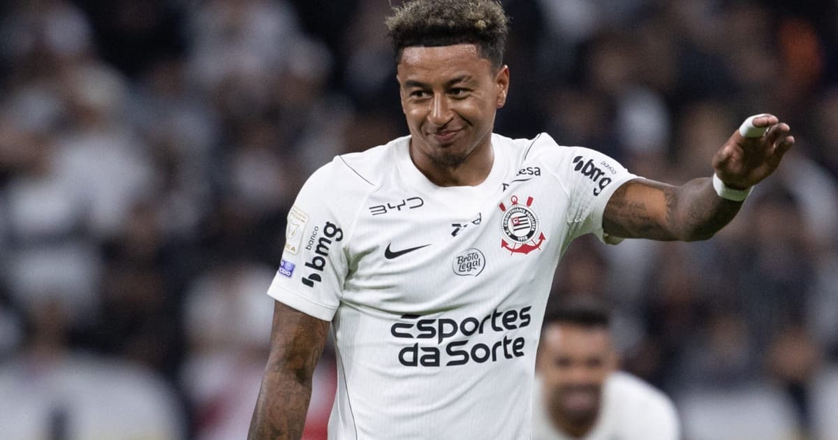 Lingard não engrena e vive início abaixo no Corinthians