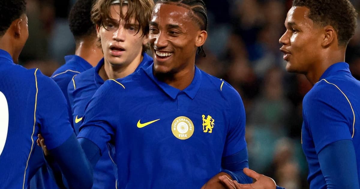 Atuação de João Pedro, em Chelsea x Milan viraliza: 'Voando'