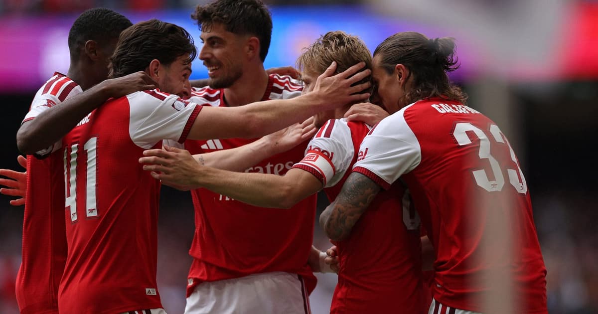 Arsenal vence Manchester City e conquista a Supercopa da Inglaterra