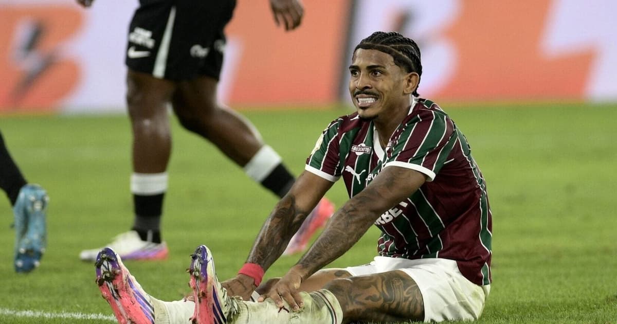 John Kennedy sofre lesão no joelho e vai passar por cirurgia