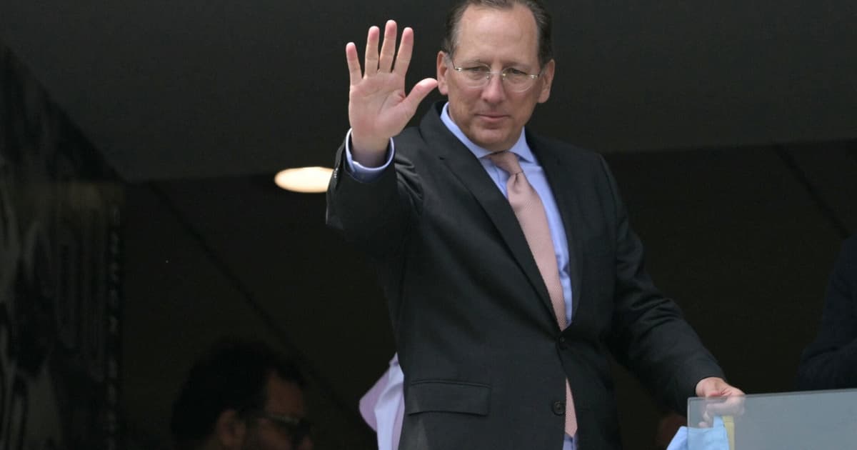 John Textor diz que Eagle Bidco não apresentou defesa em disputa pelo controle do Botafogo