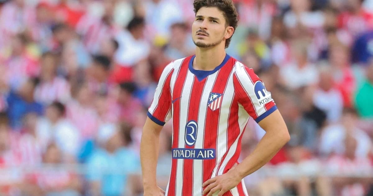 Julián Álvarez é vaiado no Metropolitano em noite amarga do Atlético