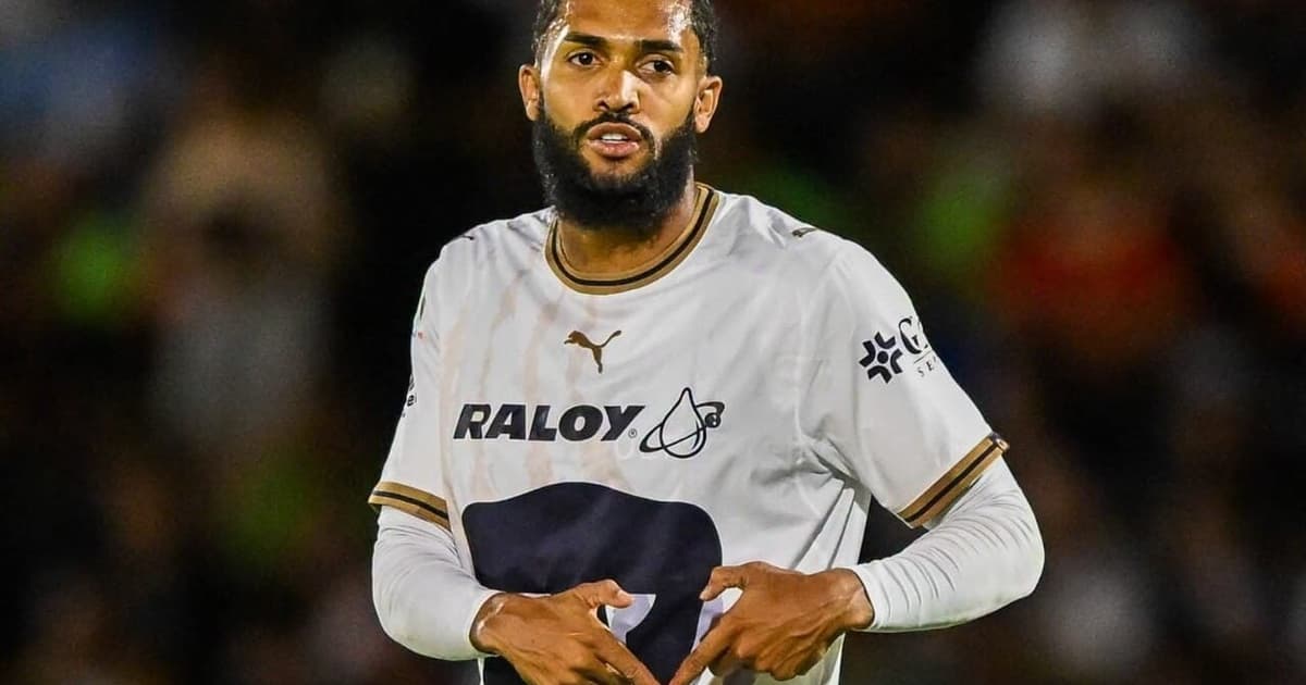 Ex-Flamengo, Juninho faz primeiro hat-trick da carreira e lidera goleada do Pumas