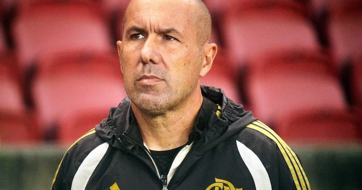 Flamengo Enfrenta Vitória com Desfalques de Última Hora: Desafios em Campo