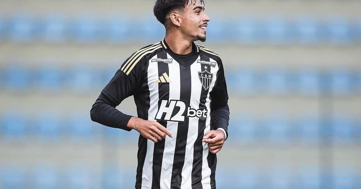 Atlético confirma venda de atacante da base para o futebol árabe