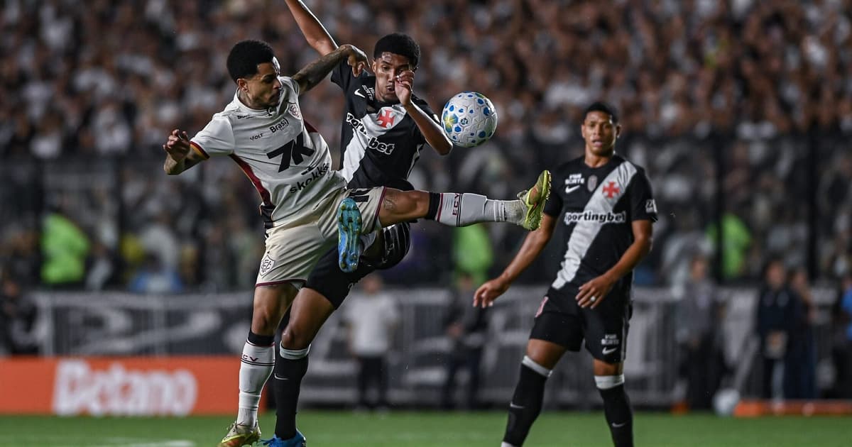 Jogador do Vitória provoca torcida do Vasco após derrota; veja
