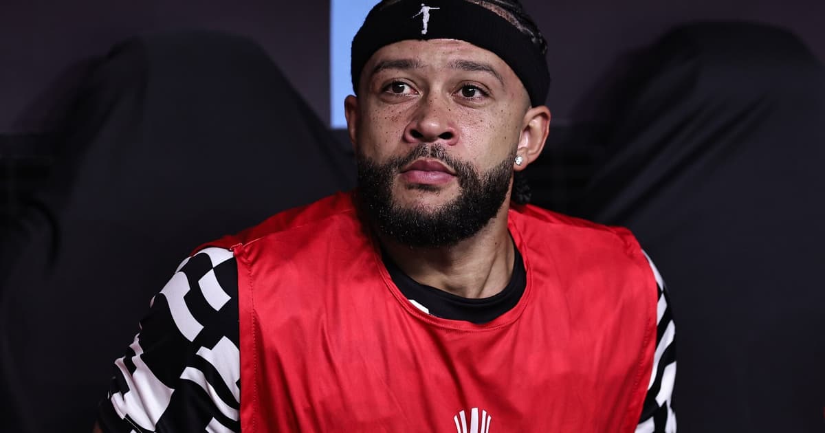 Memphis lança música com sede do Corinthians em chamas
