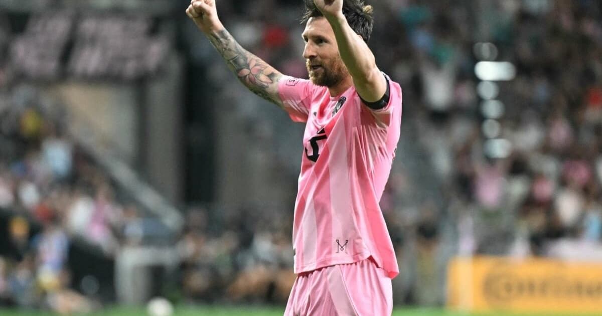 ANÁLISE: Messi transforma goleada em regressiva rumo ao milésimo gol