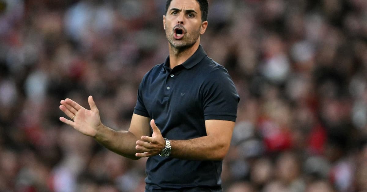 Técnico do Arsenal abre o jogo sobre mercado após fracasso com Vini Jr