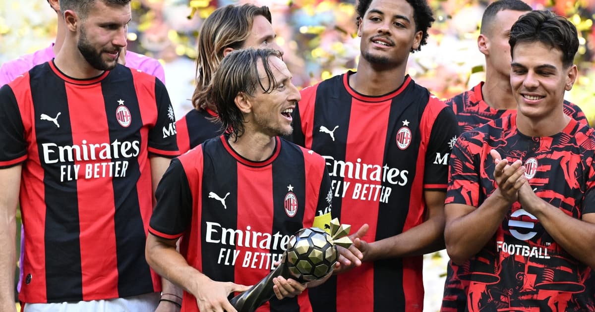 Ruben Amorim se vinga, e Milan vence Manchester United por 4 a 2