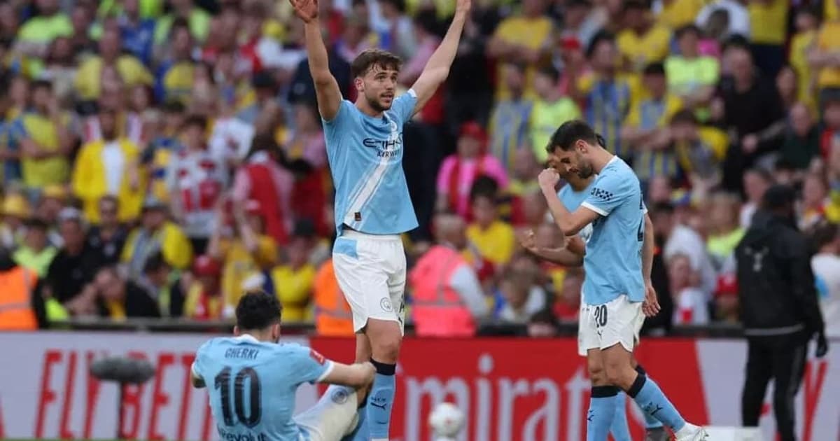 Manchester City perde quarto meio-campista no mercado