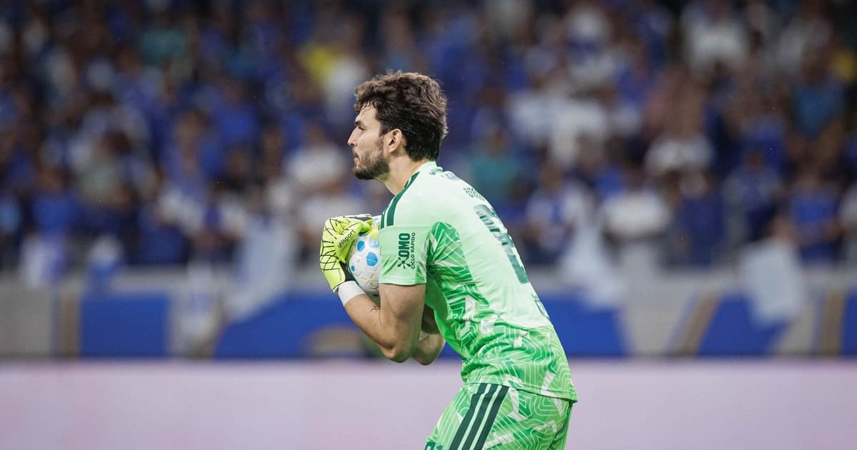 Otávio vira assunto em Cruzeiro x Atlético-MG: 'Não pode tomar'