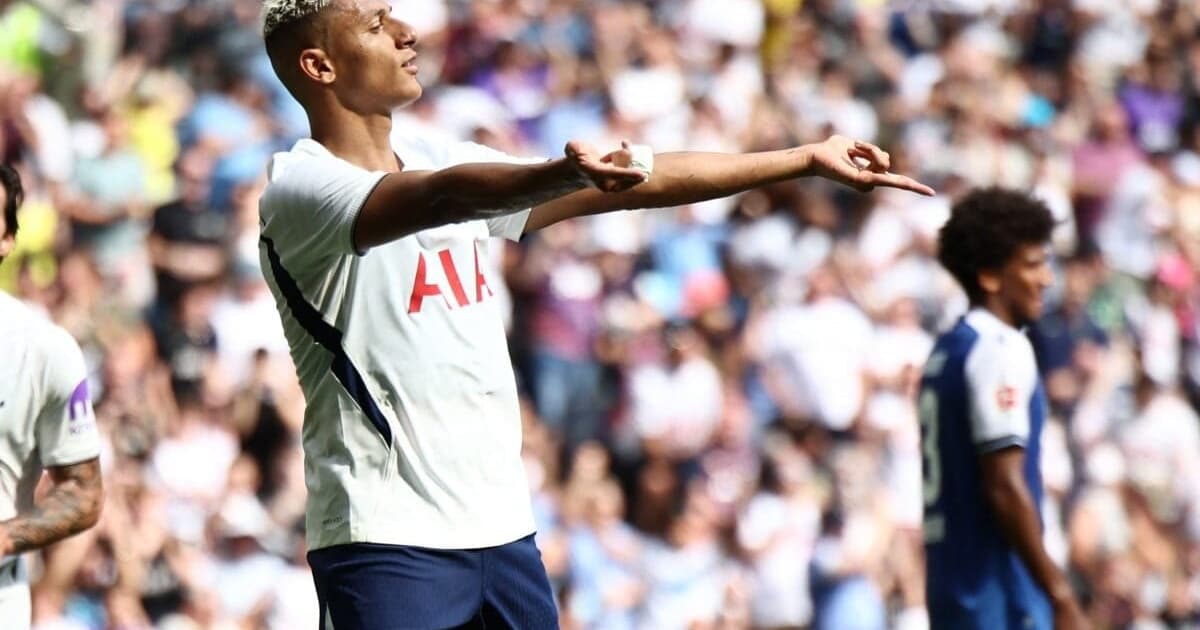 Richarlison entra na mira de gigante espanhol no fim da janela