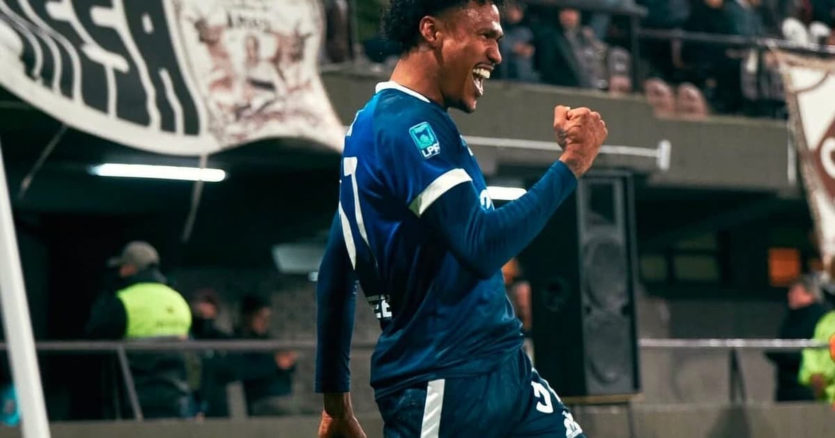 Rick brilha em goleada do Talleres e elogia Jorge Sampaoli