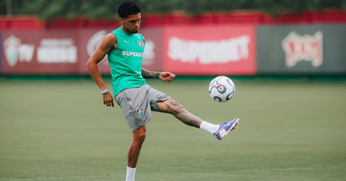 Fluminense informa corte de Riquelme para decisão na Libertadores