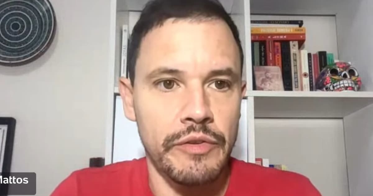 'Ganhou o quê?', diz jornalista sobre Memphis e Corinthians