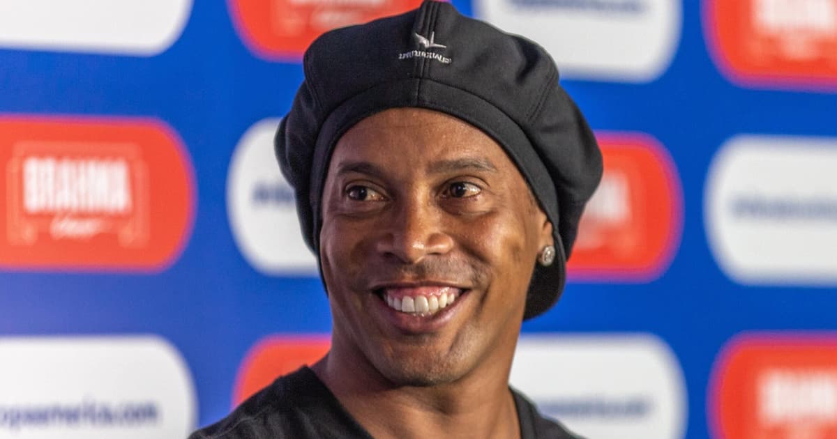 Ronaldinho Gaúcho faz oferta para comprar time de basquete