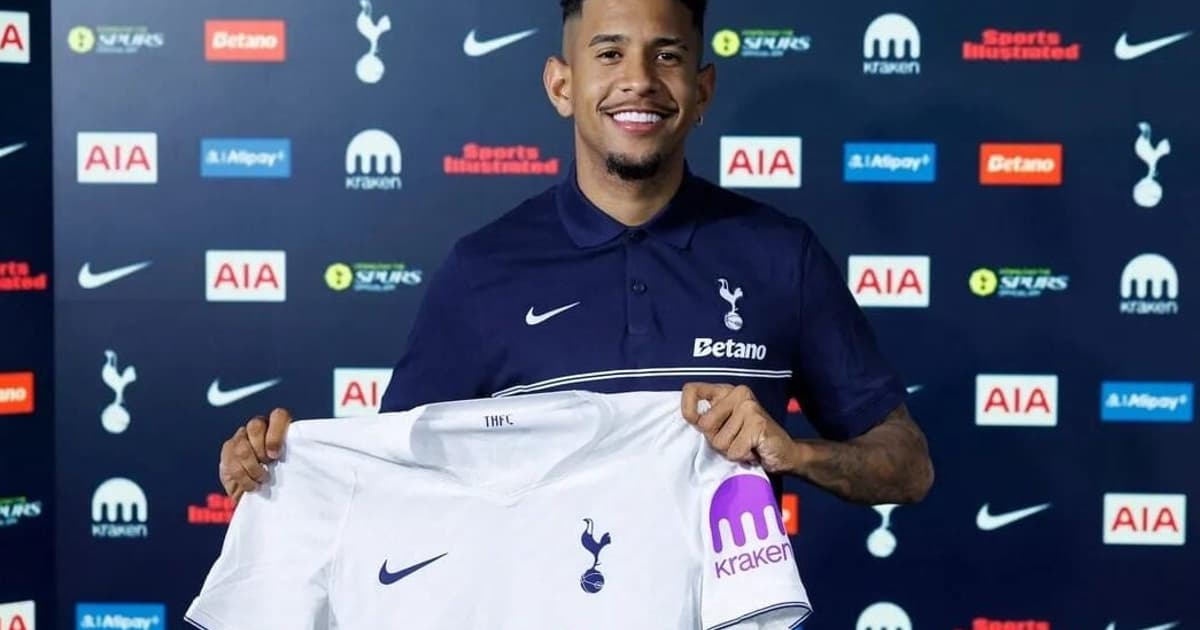 Tottenham anuncia a contratação de Savinho em transferência recorde